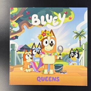 Bluey: Queens - Softcover Children’s Book